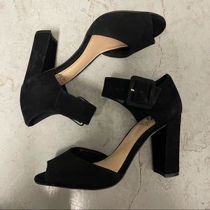 Vince Camuto Black Heels with ankle strap size 6